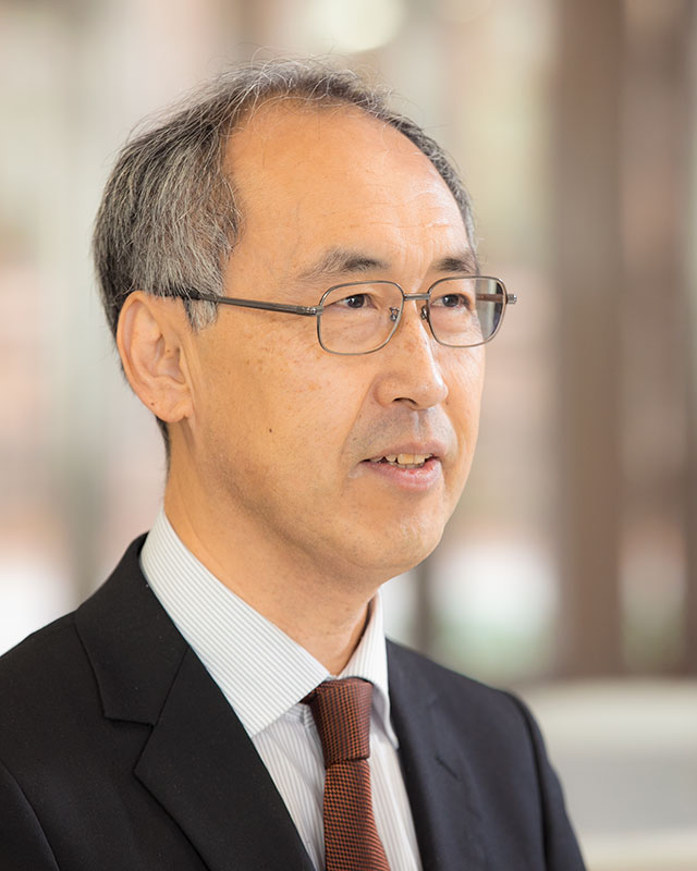 Tomohiro Kiyosue Professor